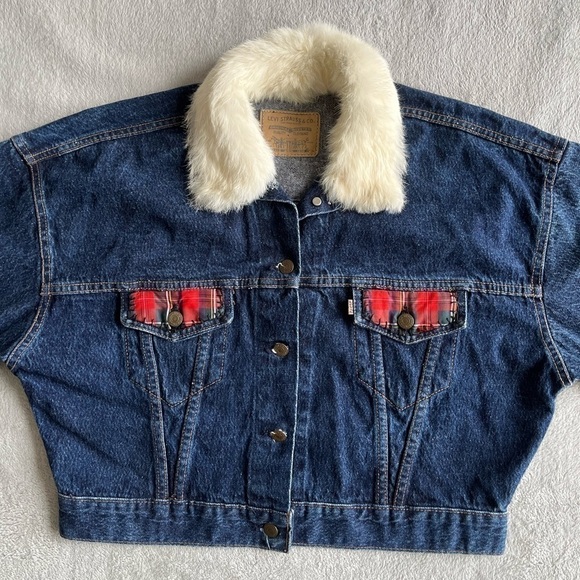 VINTAGE Levi's fur collar trucker Denim Jacket Women’s Size M Made In USA - Picture 3 of 10